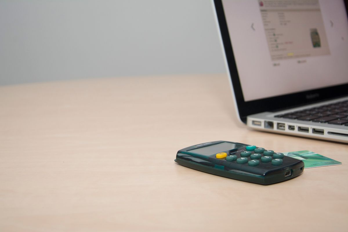 Second City Advisors Discusses The Best Ways to Pay Off Your Business Credit Card